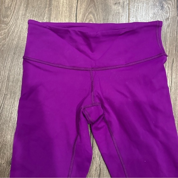 Lululemon Womens Wunder Under Crop III Tender Violet Purple 4 Leggings Yoga Pant - Picture 3 of 10
